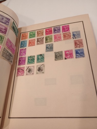 “MODERN POSTAGE STAMP ALBUM” OF THE WORLD WITH OVER 1100 STAMPS - 第 13/15 張圖片