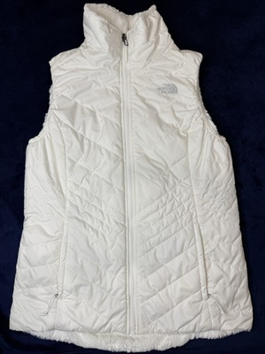 #ad North Face Size LG Women’s Full Zippered White Quilted Reversible Vest To Sherpa $39.99