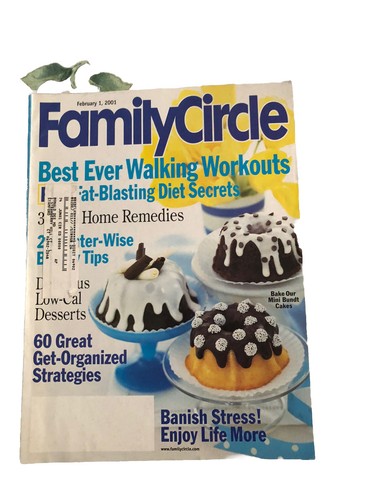 Family Circle 2001/04 -   4 Issues - Recipes (Baking Cooking), Articles, Crafts - Picture 1 of 6