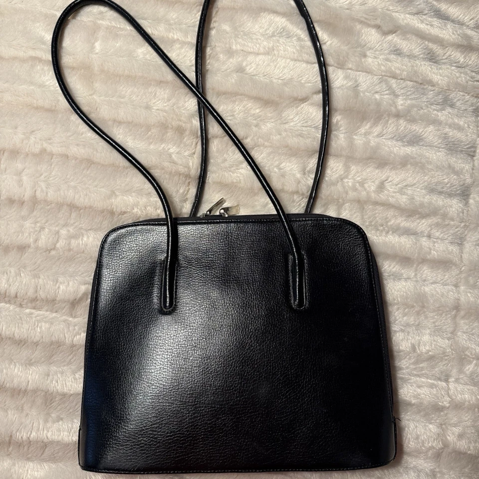 Cleo & Patek Paris Slim Fashion Genuine Leather Minimalist Shoulder Bag Black - Image 2 of 4