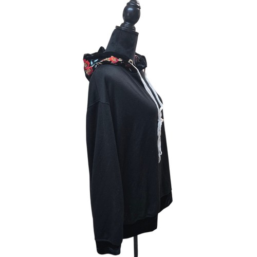 UMGEE Black Velvet Trim Floral Embroidered Hoodie Pullover Size L Renaissance - Picture 5 of 9