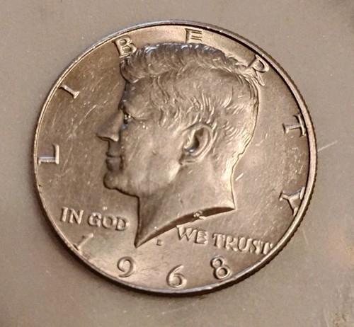 1968 D Kennedy Half Dollar - vz+/stu Erhaltung - 18MM