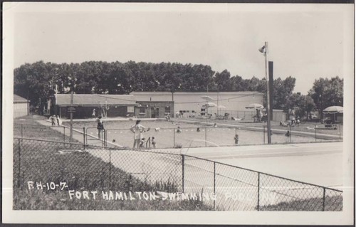PX Post Exchange Innenraum in Fort Hamilton Brooklyn NY RPPC Postkarte um 1950