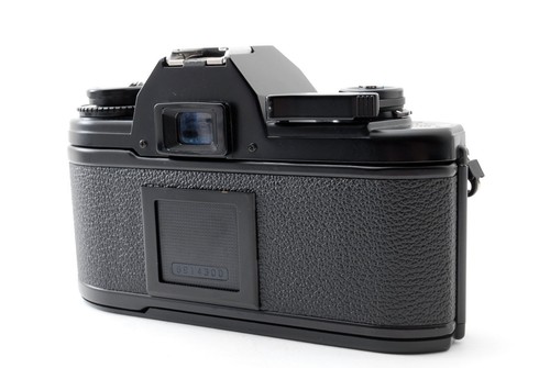 Nikon EM Body SLR Body onry From Japan #205 - Picture 5 of 10