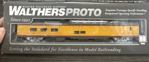 Walthers 920-9566 HO Union Pacific 85' ACF Dome-Diner #8006