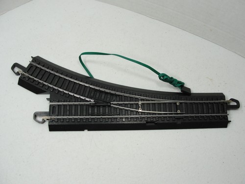 Bachmann E-Z Track HO Right Hand Switch H4561B-R - Picture 2 of 3