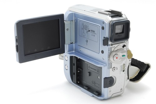 [TOP+5] Sony Handycam DCR-PC105 Mini DV Camcorder Nachtaufnahme aus Japan - Bild 3 von 9