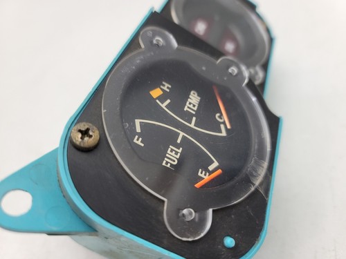 1976-1977 Toyota Celica GT RA24 RA29 instrument gauge cluster fuel oil lights - Picture 5 of 7