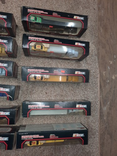Lote de 11 camiones Nascar Racing Champions 1/64 semirremolques tractor NOS caja de entrada - Imagen 7 de 23