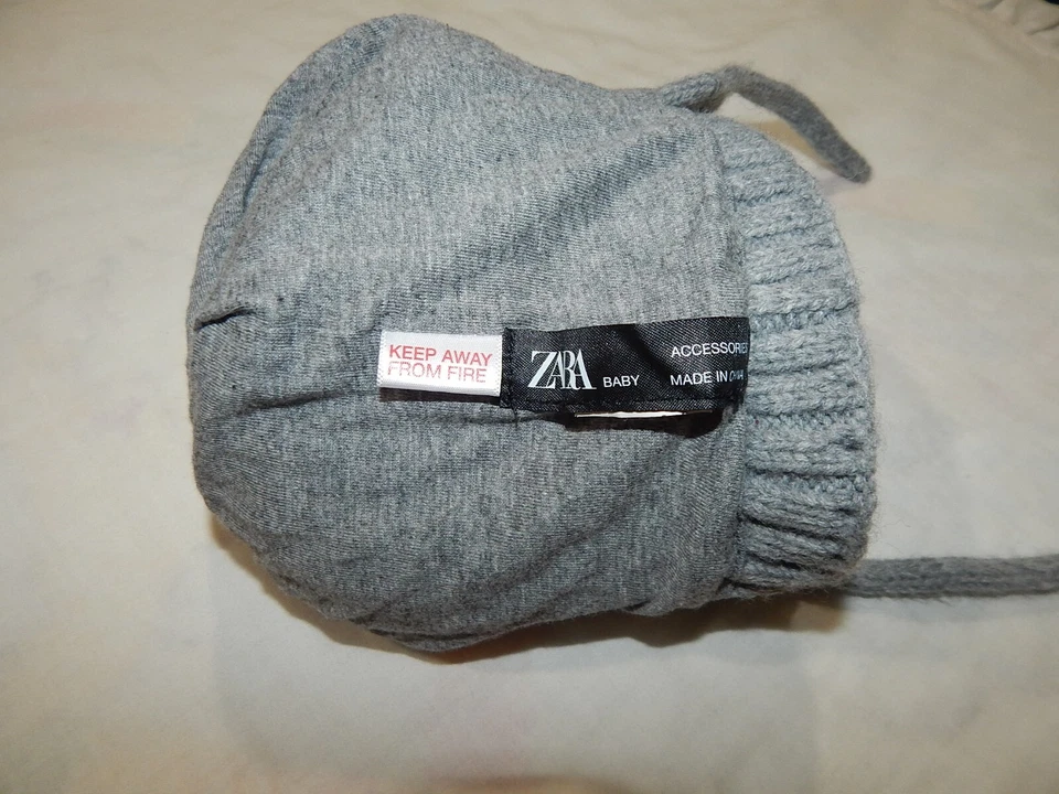 Sombrero Zara Bebé Niño 6-12 Gris Tejido con Cable Con Forro TAN LINDO Foto 3 de 3