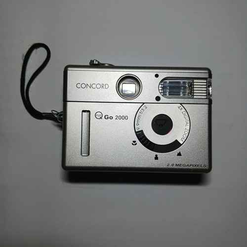 Fotocamera digitale Concord 2.0 megapixel Eye-Q Go 2000 NON TESTATA manca batteria
