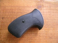Pachmayr Compact Rubber Grips Ruger Speed Six Round Butt Revolvers
