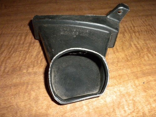 93 94 95 96 Camaro Dash Gauge Cluster Trim RH Side Vent Duct 10188007 - Picture 4 of 5