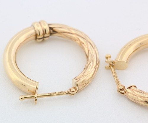 9ct 375 Yellow Gold Etched Demi-Hoop Hollow Earrings - 2.7g - 20mm - Picture 7 of 7