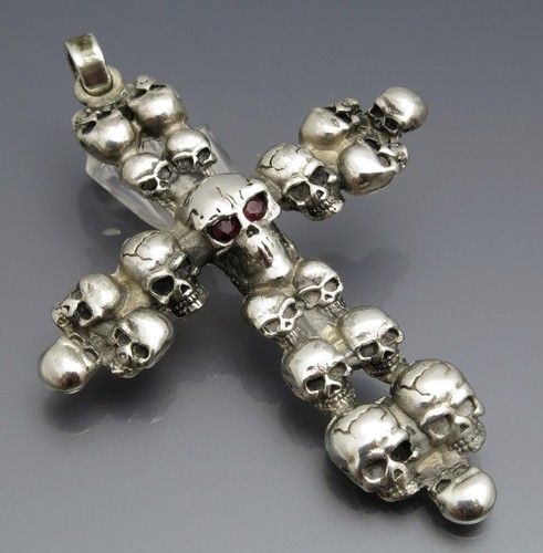 DISEÑO MADURO - COLGANTE CABEZA MUERTA - PLATA 925 - Imagen 2 de 6