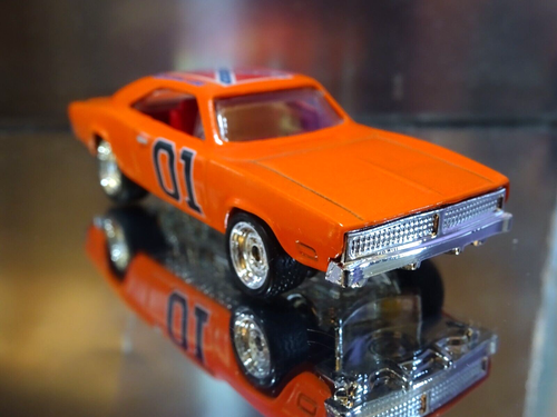 Hot Wheels REAL RIDERS CUSTOM DUKES OF HAZZARD GENERAL LEE '69 DODGE CHARGER - Picture 10 of 19