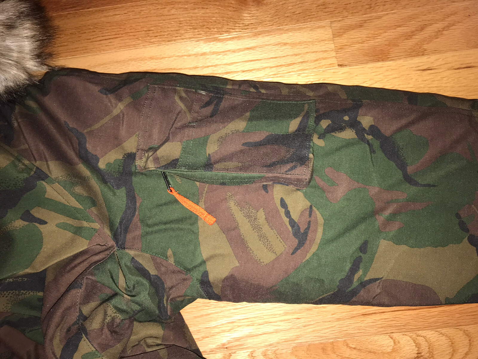 Picture 2 of 6