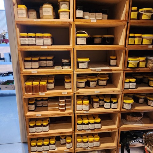 Beeman Honey's Fresh Raw Organic Honeycomb 100% NaturalPure Honey ~250-400g~ - Picture 17 of 25
