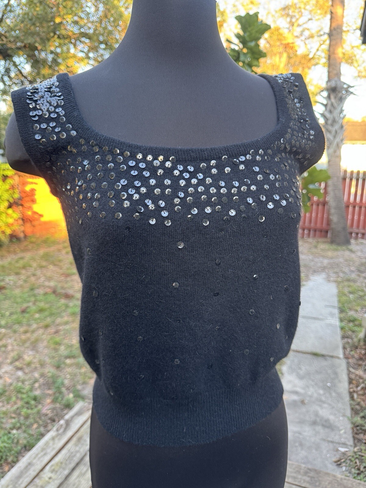 Picture 4 of 6
