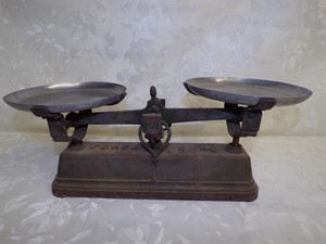 Antique-Decorative-ROBERVAL-5kg-Scale-with-7-034-Aluminum-Plates