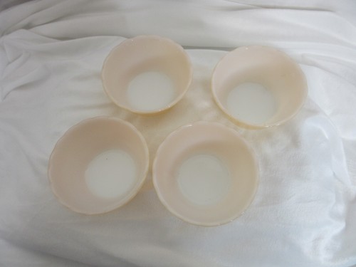 Fire King Peach Lustre Ware Carnival Glass Scalloped Custard Cups Set of 4 #424 - Picture 2 of 6