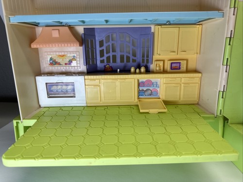 Vintage Learning Curve Mrs. Goodbee Interactive Talking Dollhouse NO Accessories - Picture 11 of 14