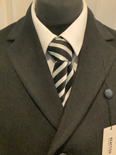 Gentlemen’s Black Overcoat By Kenneth Cole Reaction Wool Mix Size 40R New - Picture 3 of 13