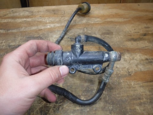 1994 KTM 250 EXC Rear Brake Assembly Caliper Pads Mastercylinder Line - Foto 5 di 7
