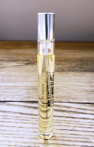 Carine Roitfeld Lawrence Eau de Parfum 10ml Travel Size New Without Box - Picture 5 of 9