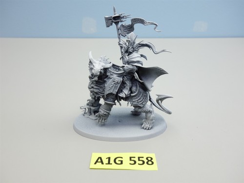 Warhammer AoS Order Stormcast Eternals - Vandus Hammerhand (primed) - Picture 2 of 4
