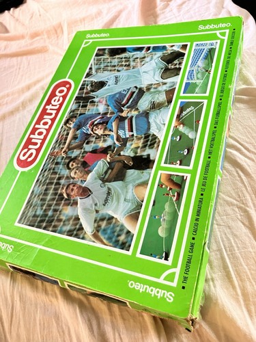 Subbuteo Club Edition Box Set 60140 - Boxed Football Game Table Soccer (Vintage) - Picture 12 of 13