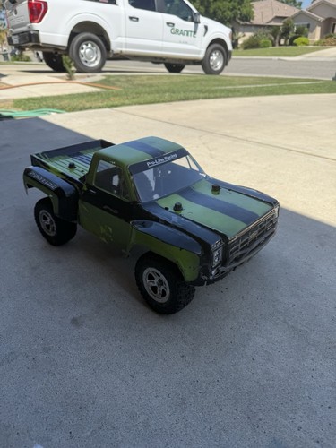 Traxxas Slash 2WD 1/10 Short Course Truck
