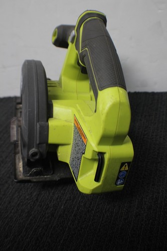 RYOBI ONE+ PCL500 - 18V Cordless 5 1/2 in. Circular Saw - BARE TOOL ONLY. - Picture 10 of 11
