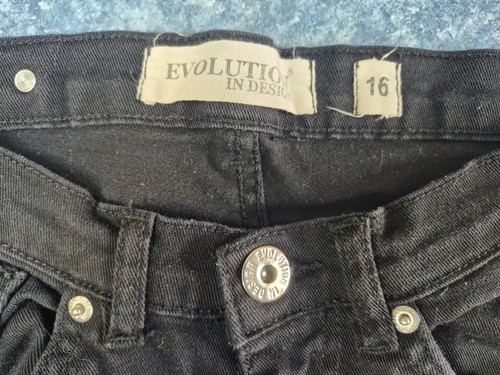 Evolution In Design Boys Black Jean Shorts Size 16 - Picture 2 of 5