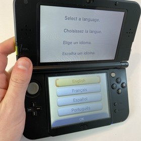 New Nintendo 3DS XL Handheld Console Lime Green With Charger Stylus