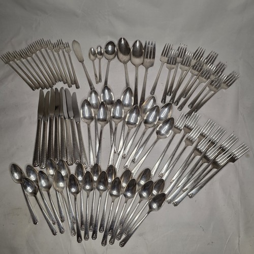 Vintage 1945 Oneida Prestige BORDEAUX Silver Plate Flatware 78 Piece Lot Spoons - Picture 19 of 24