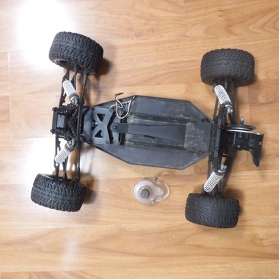 Vintage Duratrax Evader ST 1/10 2wd Stadium Truck Roller