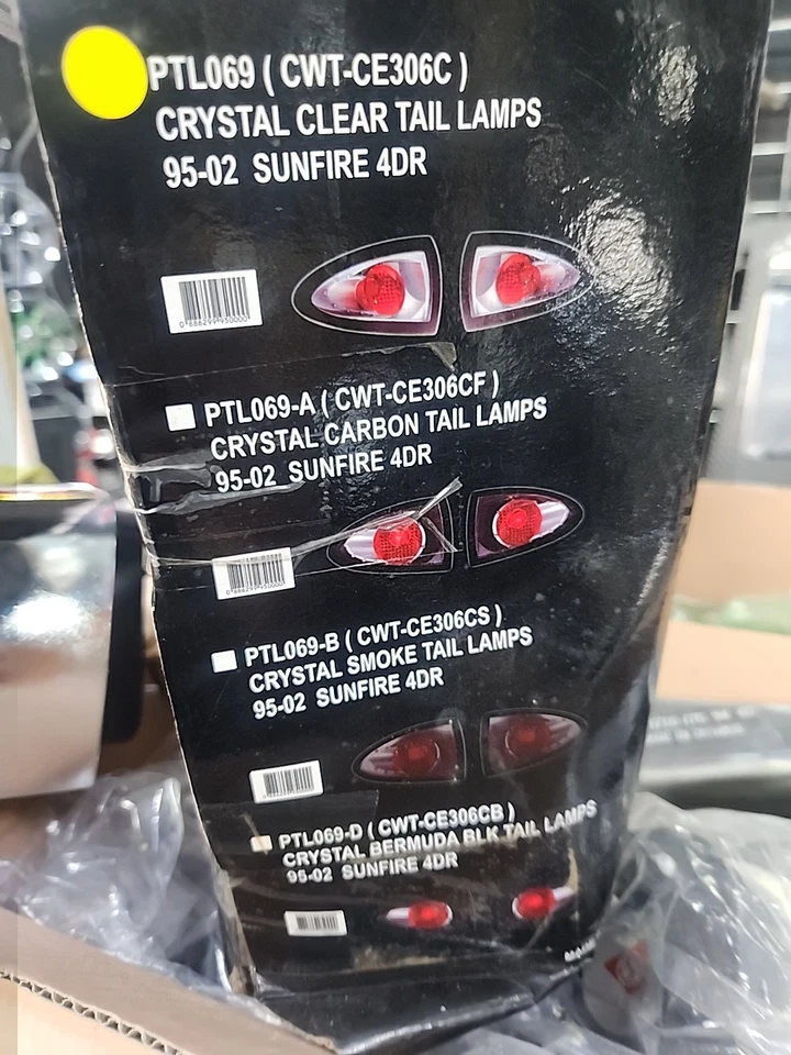 Luces traseras Pontiac Sunfire 1995-02 Euro 4 puertas Foto 3 de 4