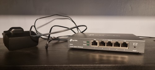 TP-Link Omada Multi-WAN Gigabit VPN Router (ER605)