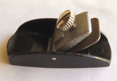 Cepilladora de madera de metal en miniatura - Imagen 2 de 3