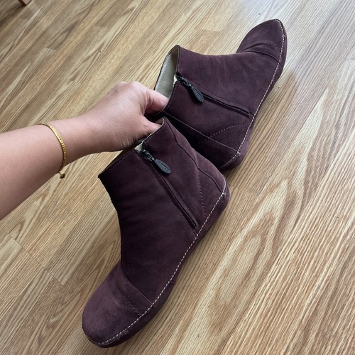 Dr. Martens Burgendy Red Brown Suede Moccasin Boots Size 8 - Picture 4 of 7