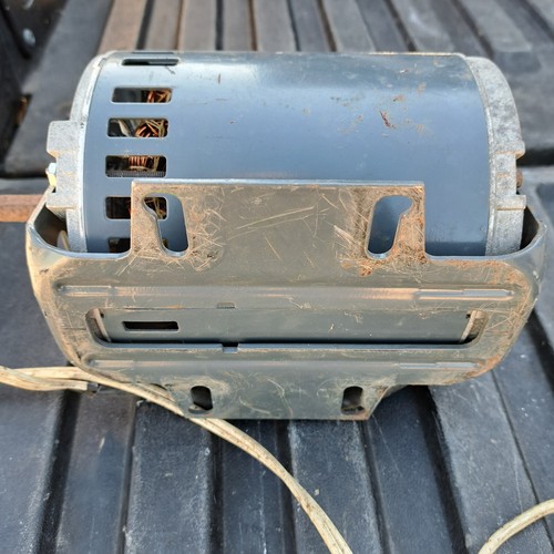 GE General Electric Motors 5KH39QN9401DT A-C Motor 1/2 HP 60Hz 115V 1PH  - Picture 6 of 7