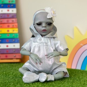 1個限定　エイリアン　ベビー　ドール　人形　35㎝　ALIEN DOLL 71opr1dx6SL._UF350,350_QL80_.jpg