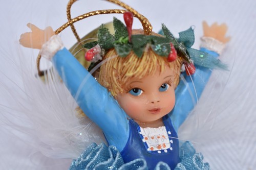 Ashton Drake "A Joyful Pirouette" Ornament - Picture 5 of 6