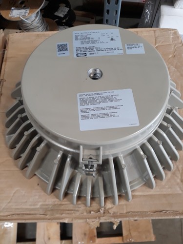 HUBBELL L.E.D. HIGH BAY HAZARDOUS LOCATION LIGHTING HBLH-72LU-N70NDTN - Picture 3 of 5