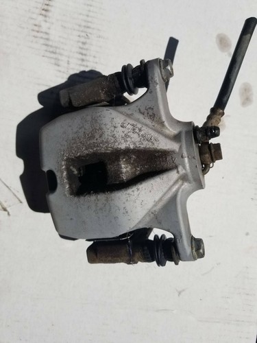 2008-2013 TOYOTA HIGHLANDER FRONT LEFT BRAKE CALIPER ASSY OEM 08-13 - Picture 2 of 8