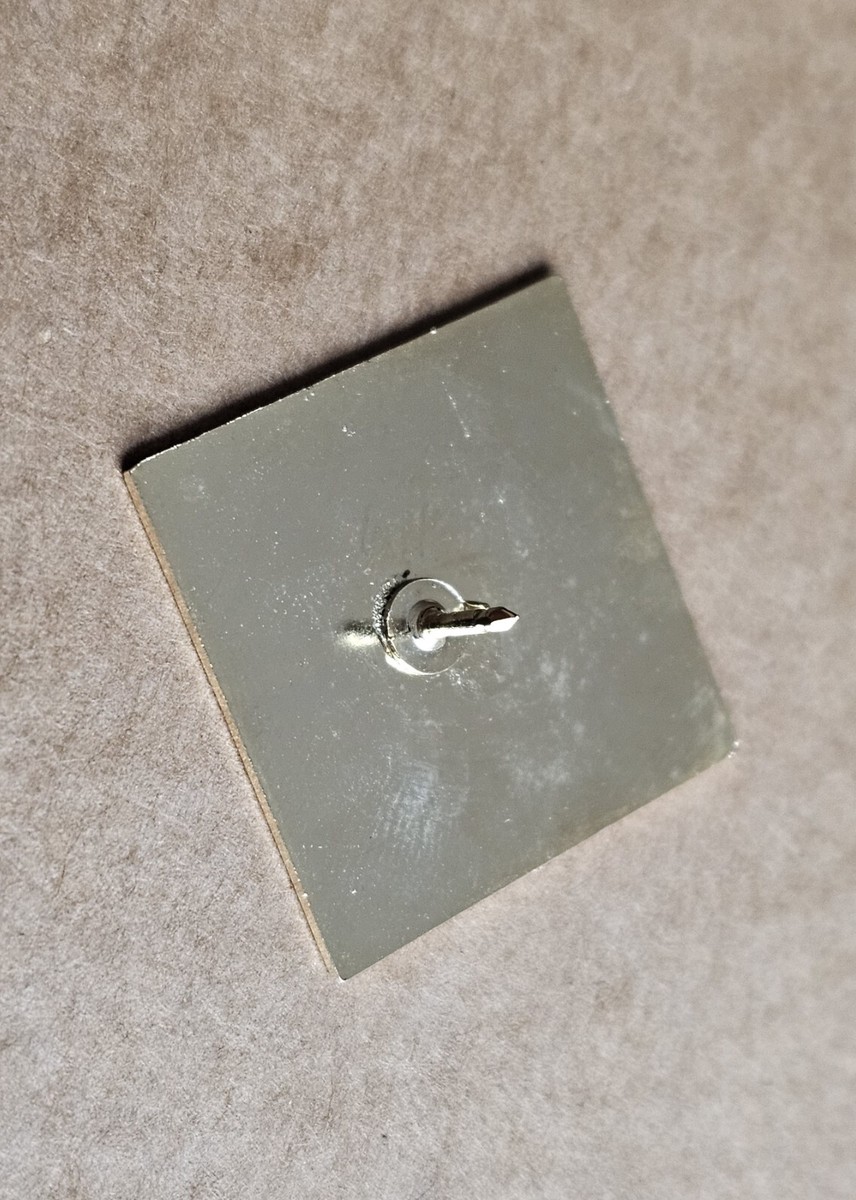 Apple Macintosh Classic Pin Metal Badge Computer Promotional