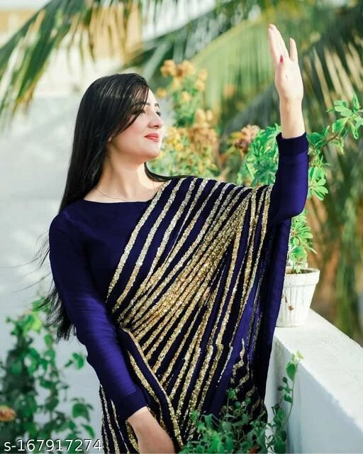 Pakistani saree design store for wedding