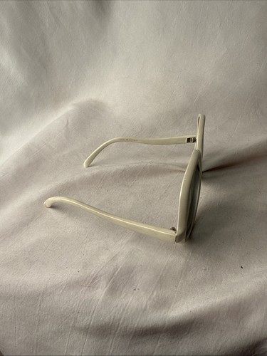 60s White Grandma Butterfly Sunglasses Round Vintage Oversized 70s - Picture 6 of 11