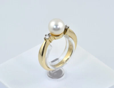 Ring Akyoa-Perle, Diamant 585/000 14 K Gelbgold, 2 Brillanten zus. 0,06 ct - Bild 1 von 4